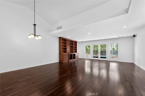 13047 Dickens ST, Studio City, CA 91604