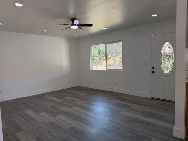 3202 E Lafayette ST, Stockton, CA 95205