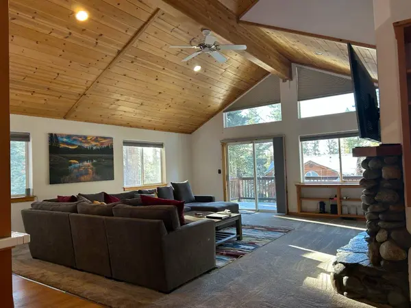 1055 Canterbury Drive, Kings Beach, CA 96143