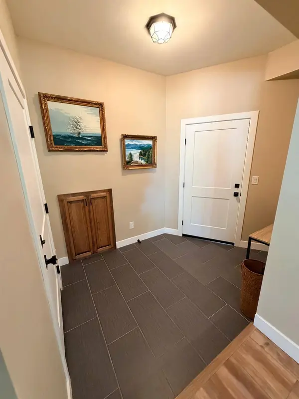 3911 Noble CT, Sacramento, CA 95821