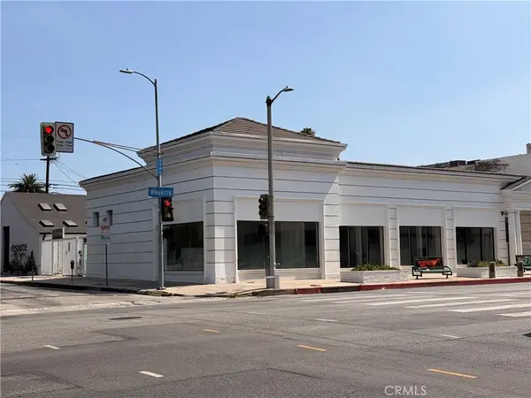 8069 Beverly BLVD