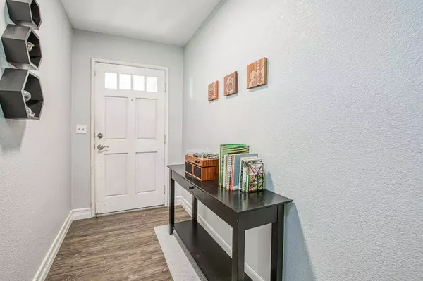 6542 N Brix AVE, Fresno, CA 93722