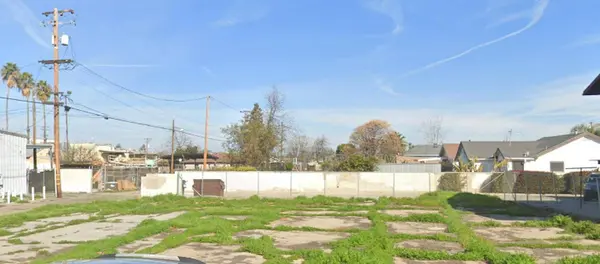 1122 7th, Sanger, CA 93657