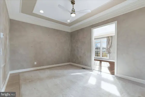 12600 HILL CREEK LN, Potomac, MD 20854