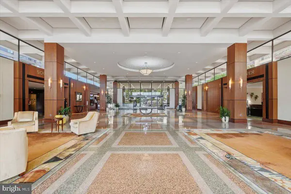 3701 S GEORGE MASON DR #701N, Falls Church, VA 22041