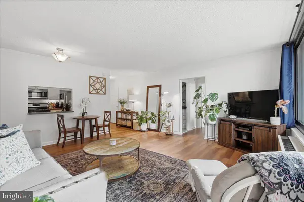 3701 S GEORGE MASON DR #701N, Falls Church, VA 22041