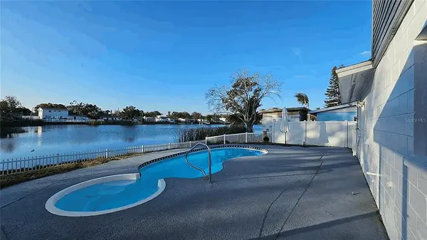 b68013ca3ba61c2e49a38864449e5e45-uncropped_scaled_within_1536_1152