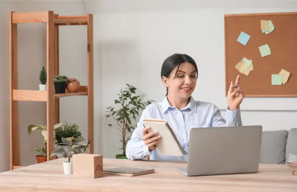 Why Online Home Value Estimates Can Be Misleading,Thomas J. Morillo