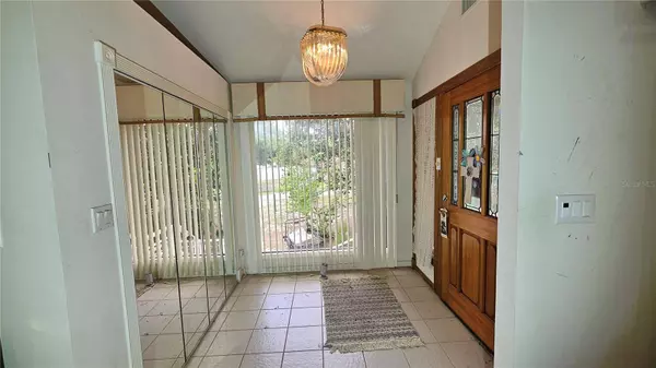 7111 OREGON CHICKADEE RD, Weeki Wachee, FL 34613