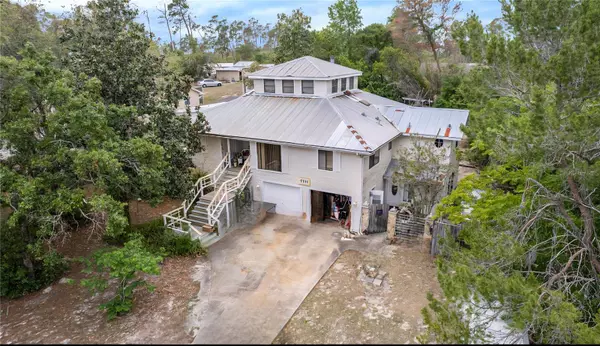 7111 OREGON CHICKADEE RD, Weeki Wachee, FL 34613