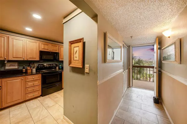 14900 GULF BLVD #308, Madeira Beach, FL 33708