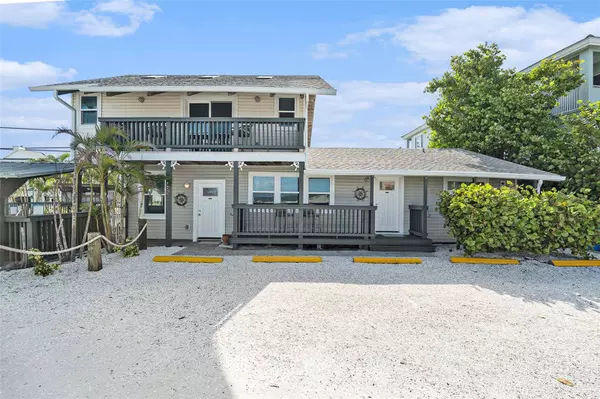 8425 W GULF BLVD, Treasure Island, FL 33706