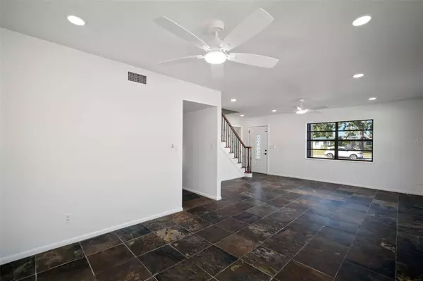 1416 83RD AVE N, St Petersburg, FL 33701