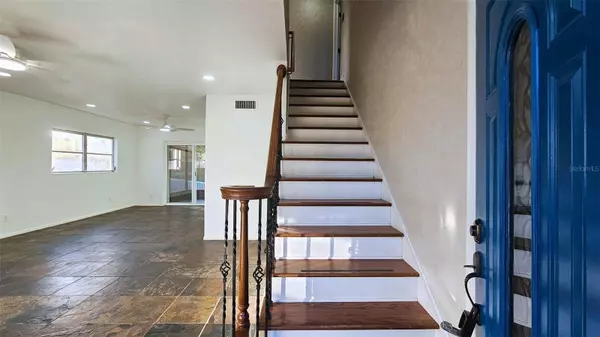 1416 83RD AVE N, St Petersburg, FL 33701