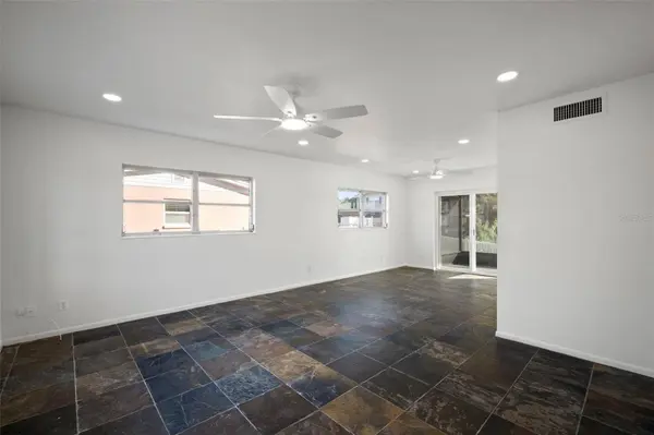 1416 83RD AVE N, St Petersburg, FL 33702