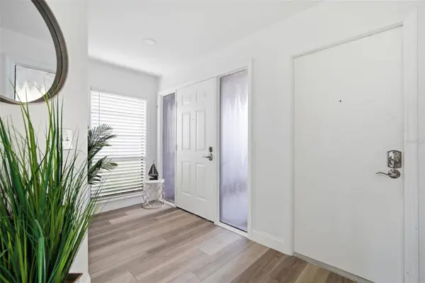 9100 PARK BLVD #1, Seminole, FL 33777