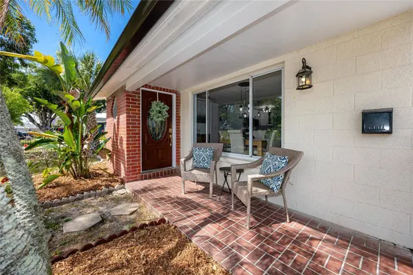 6482 20TH ST N, St Petersburg, FL 33702