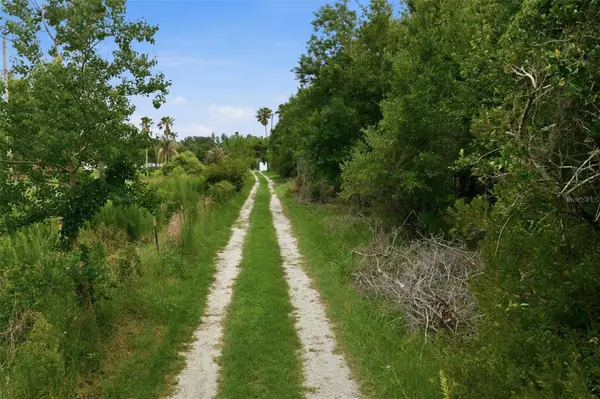 7309 QUAIL MEADOW RD, Plant City, FL 33565