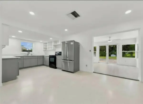 6100 35TH AVE N, St Petersburg, FL 33710