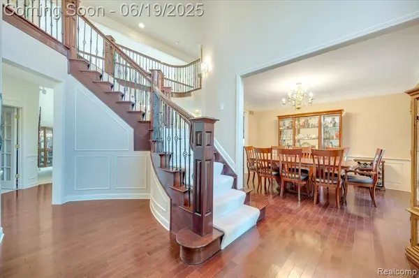 43443 McLean Court, Novi, MI 48375