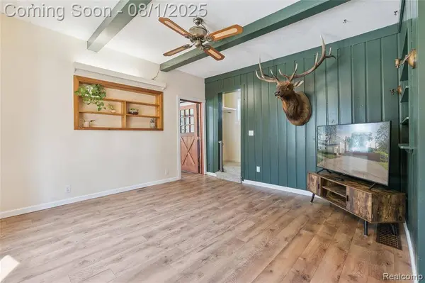 338 Green, Perry, MI 48872