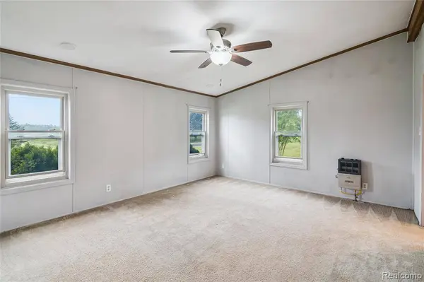 16424 N Rollin Highway, Addison Vlg, MI 49220