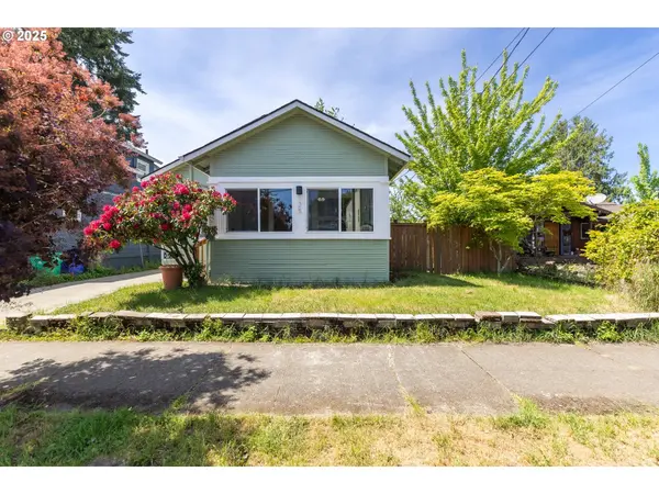 125 NE 80TH AVE, Portland, OR 97213