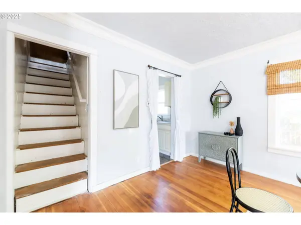 125 NE 80TH AVE, Portland, OR 97213