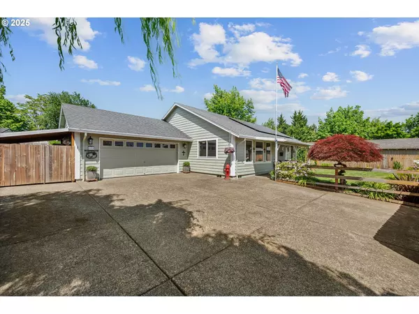 201 SHIRLEY ST, Molalla, OR 97038