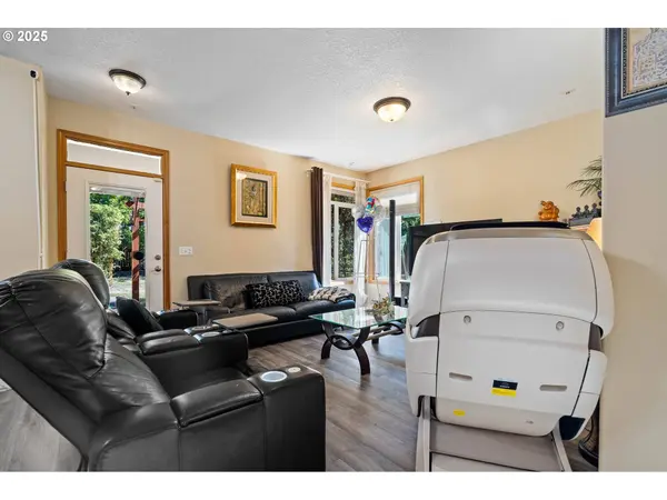 1511 SE 86th Ct, Vancouver, WA 98664-2872