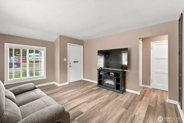 270 23rd AVE, Longview, WA 98632