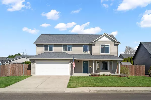 454 South Twin Flower Dr, Woodland, WA 98674-4208