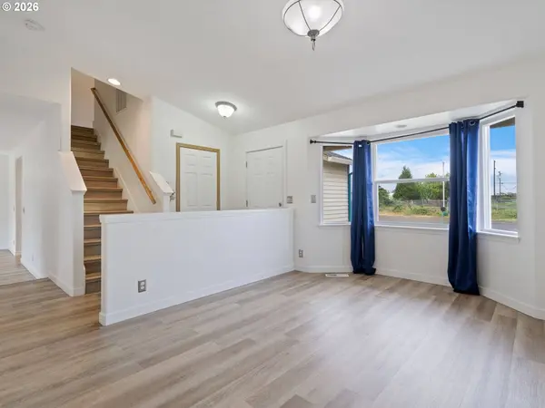 730 BOZARTH AVE, Woodland, WA 98674