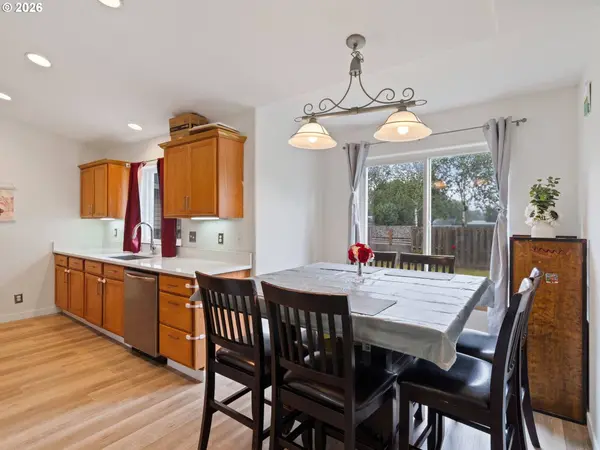 730 BOZARTH AVE, Woodland, WA 98674