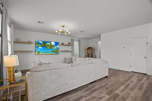 2528 Stanhurst AVE, North Las Vegas, NV 89081