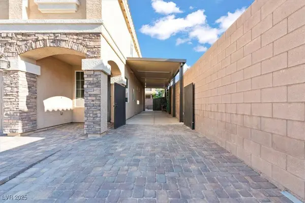 5697 Brimstone Hill AVE, Las Vegas, NV 89141