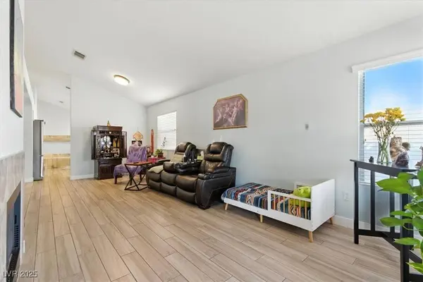 7873 Mt Whitney CIR, Las Vegas, NV 89145