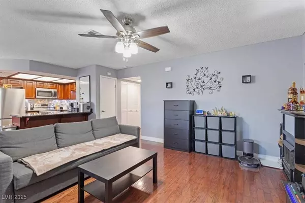 1336 Huntdale LN #101, Las Vegas, NV 89128