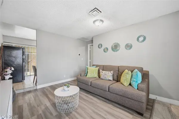 3907 Visby LN, Las Vegas, NV 89119