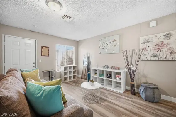 3907 Visby LN, Las Vegas, NV 89119