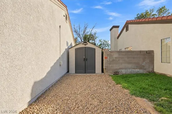 4517 W La Madre WAY, North Las Vegas, NV 89031