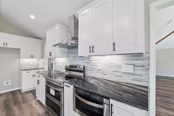 712 Stillwater Drive, Rockwall, TX 75087