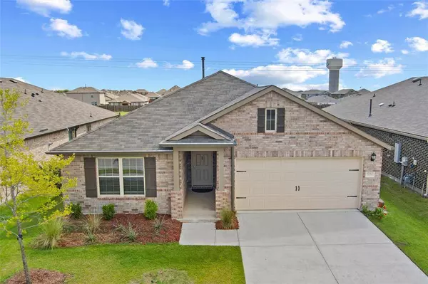 1936 Huisache Street, Royse City, TX 75189