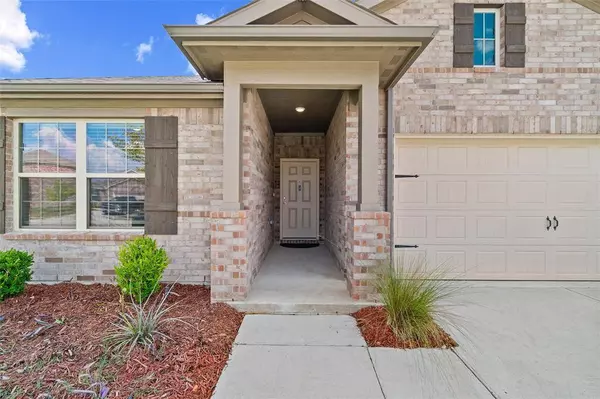 1936 Huisache Street, Royse City, TX 75189