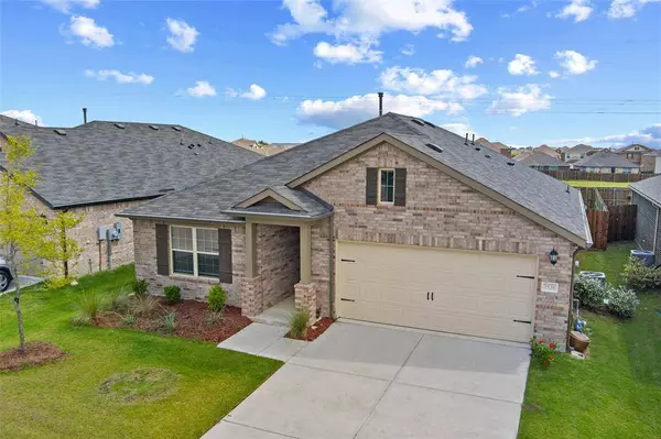 1936 Huisache Street, Royse City, TX 75189