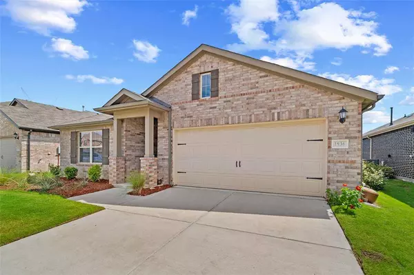 1936 Huisache Street, Royse City, TX 75189