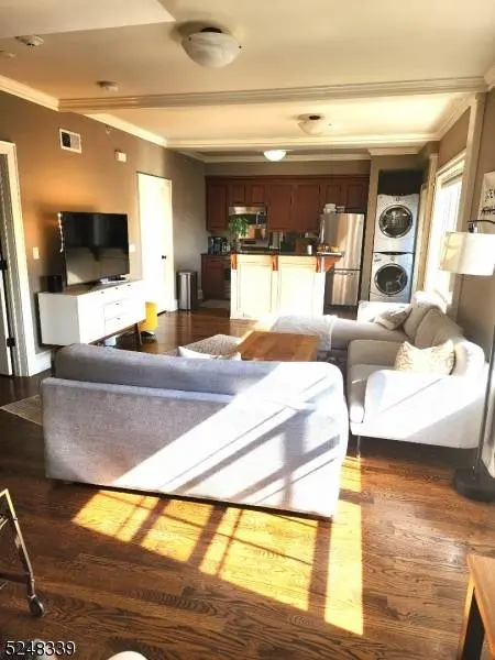 12 Elm St #2B, Morristown Town, NJ 07960