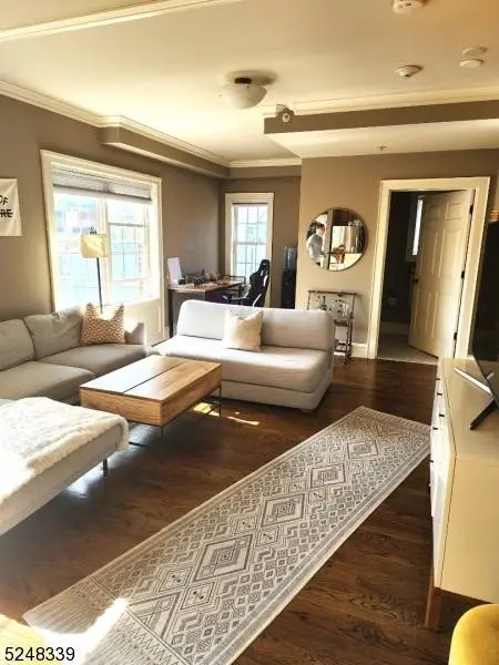 12 Elm St #2B, Morristown Town, NJ 07960
