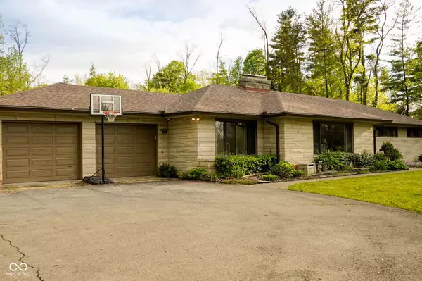 1863 W Country Club RD, Connersville, IN 47331