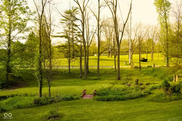 1863 W Country Club RD, Connersville, IN 47331